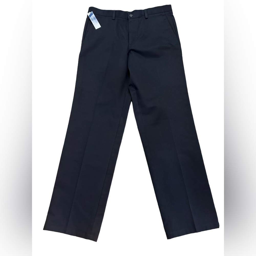NWT Dockers Original Khaki Navy Size 36W X 34L